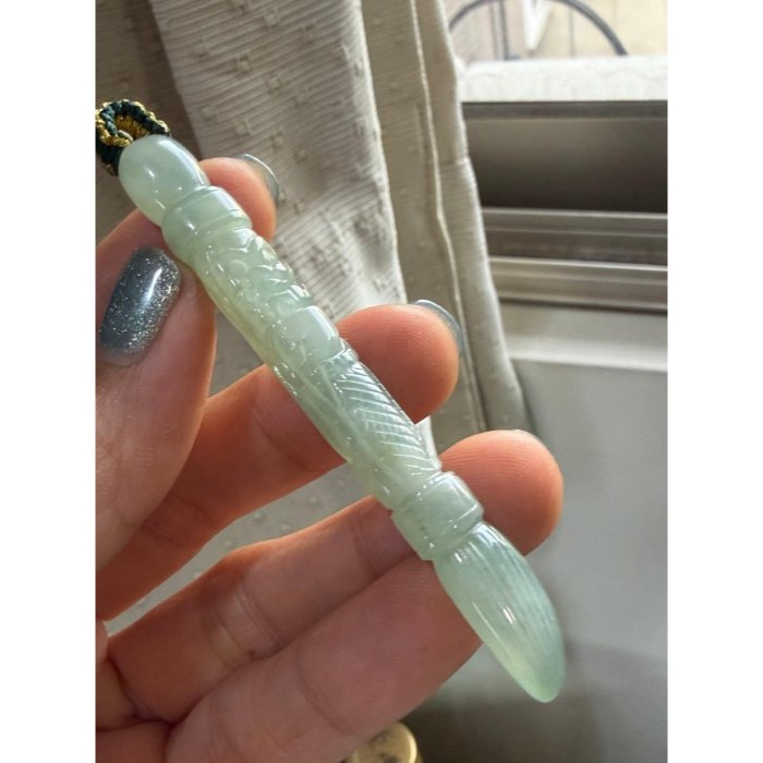 天然A貨緬甸玉 冰潤晴綠360度環繞巧雕大筆進財翡翠龍筆 起冰滿綠底色 色滿勻稱-細節圖5