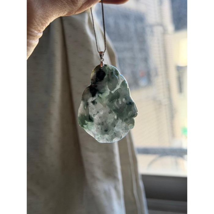 圈粉漏價~天然A貨緬甸玉 飄花神龍降世翡翠龍牌 透光一刀切適中牌形 滿滿藍花點綴其中-細節圖8