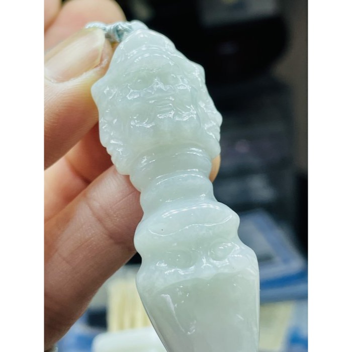 天然A貨緬甸玉 細潤白冰金剛杵/降魔杵翡翠玉墜 底庄乾淨無雜染 雕工立體厚庄-細節圖6
