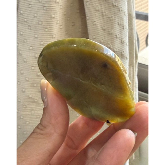 天然A貨緬甸玉 老坑黃加綠雙彩手工雕鴻圖大展翡翠山水牌 厚厚老熟起冰糖黃過度青綠肉 色滿過底油潤透光-細節圖6