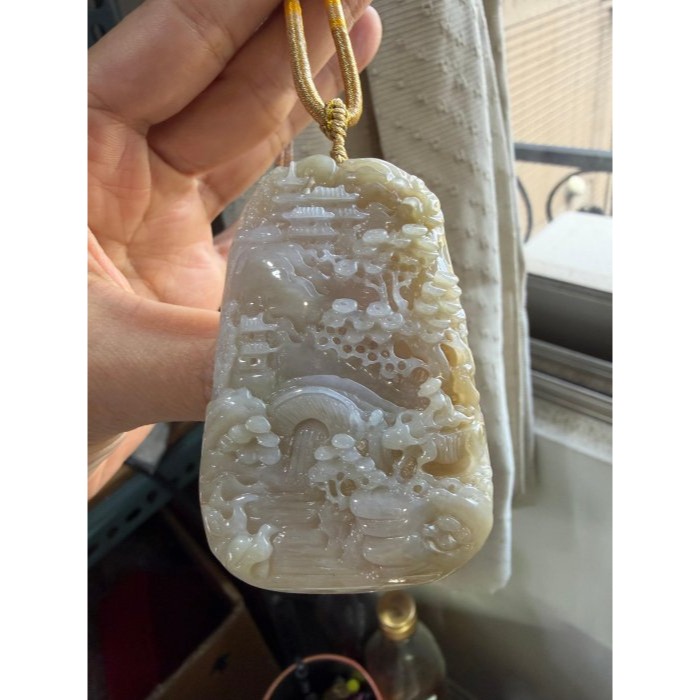 天然A貨緬甸玉 老坑梨黃漸變悠然自得翡翠山水牌 油亮冰芙蓉底庄 小橋流水.仙鶴.牧童.發財樹-細節圖2