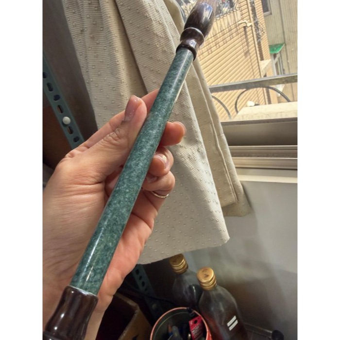 天然A貨翡翠 細潤危綠滿色大展鴻圖翡翠玉毛筆 瓜料 勻稱滿綠 粗桿30公分長 7公分筆頭-細節圖3
