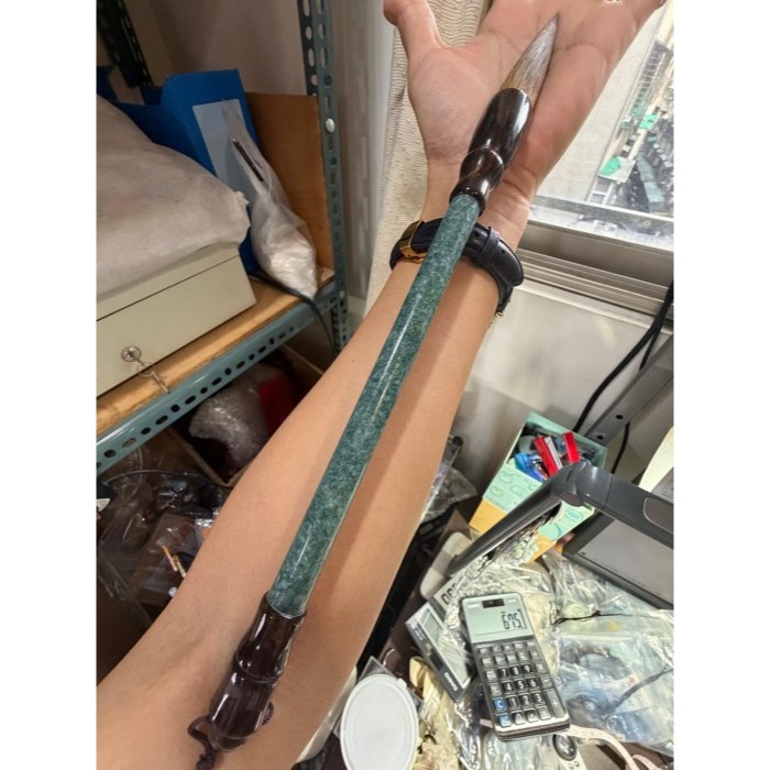 天然A貨翡翠 細潤危綠滿色大展鴻圖翡翠玉毛筆 瓜料 勻稱滿綠 粗桿30公分長 7公分筆頭-細節圖11
