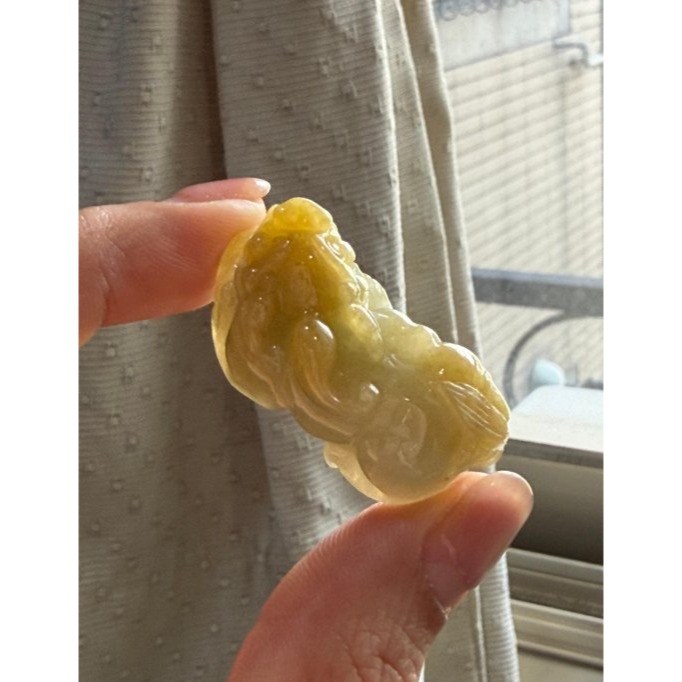 天然A貨緬甸玉 冰潤油黃漸變手工巧雕黃金貔貅翡翠玉墜 油亮光澤 起冰黃霧俏雕貔貅首 鴻運當頭-細節圖2
