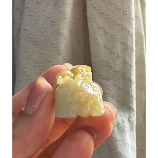 天然A貨緬甸玉 冰潤油黃漸變手工巧雕黃金貔貅翡翠玉墜 油亮光澤 起冰黃霧俏雕貔貅首 鴻運當頭-細節圖6
