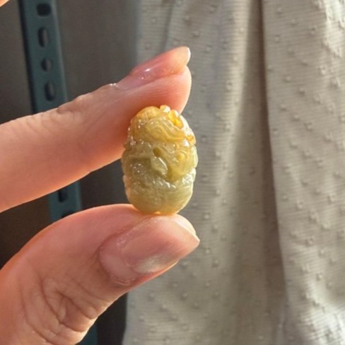 天然A貨緬甸玉 冰潤橘紅黃漸變手工環繞微雕一條龍翡翠龍珠/頂珠 老熟冰紅帶滿色梨黃冰肉-細節圖3
