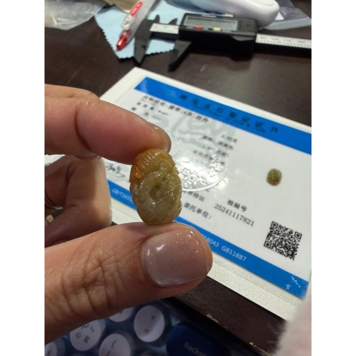 天然A貨緬甸玉 冰潤橘紅黃漸變手工環繞微雕一條龍翡翠龍珠/頂珠 老熟冰紅帶滿色梨黃冰肉-細節圖10