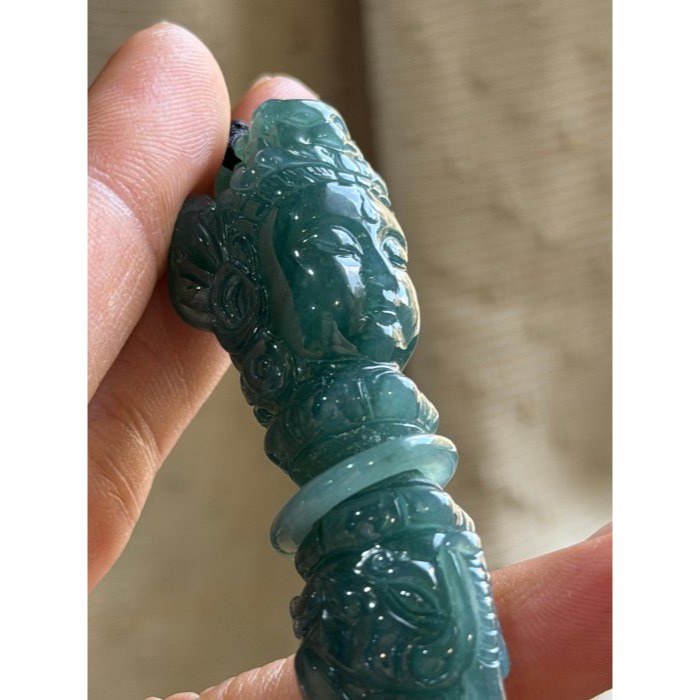 天然A貨翡翠 高冰危綠手工立體精工佛首金剛杵翡翠佛墜 厚庄高清起光感 色滿勻稱 精開法像獨一無二護身法器-細節圖3