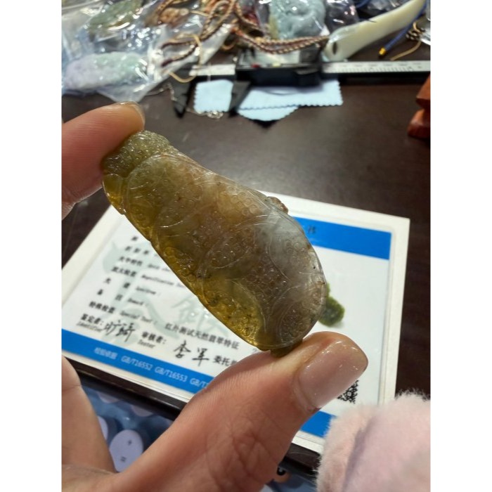 天然A貨緬甸玉 老坑秋香綠三彩手工雕福祿傳家帶子金蟾翡翠擺件 滿色冰梨黃俏橘紅帶白冰 腳踩大三元財富代代相傳-細節圖10
