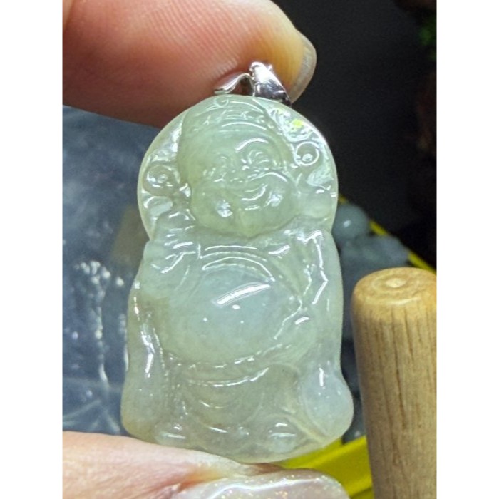 天然A貨緬甸玉 冰梨黃滿色財神翡翠玉墜 有厚度肚圓澎有財 法像和藹 色勻稱冰透光 配戴無壓力大小-細節圖9