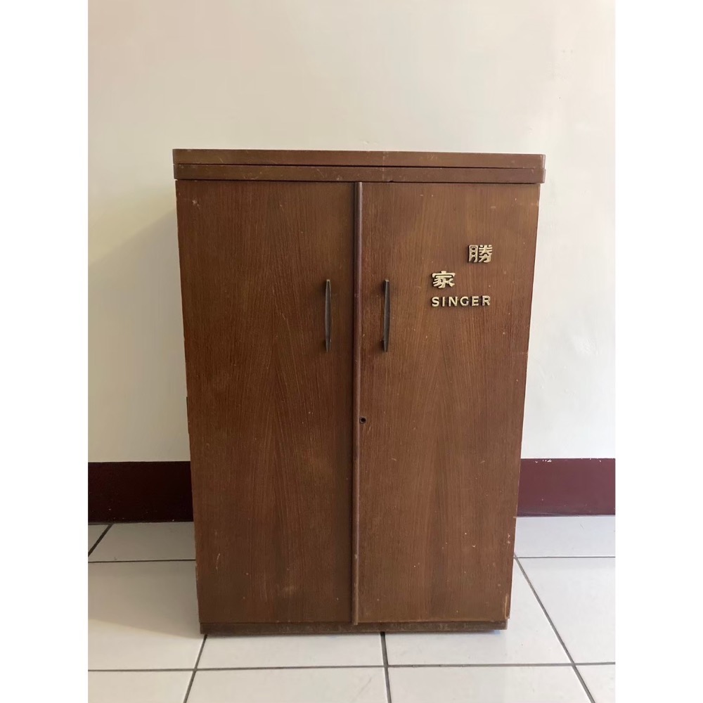 Singer 勝家 古董 縫紉機 裁縫機 櫃子型老縫紉機 針車-細節圖2