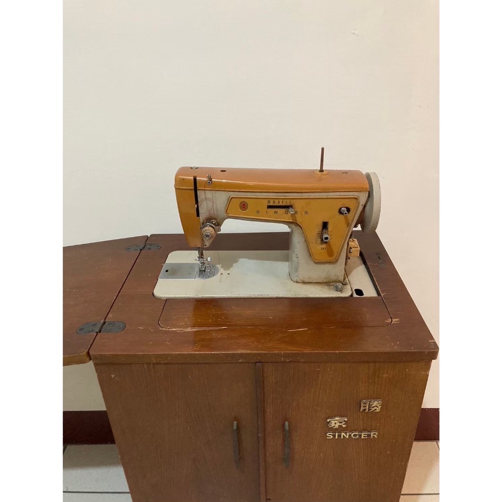 Singer 勝家 古董 縫紉機 裁縫機 櫃子型老縫紉機 針車-細節圖4