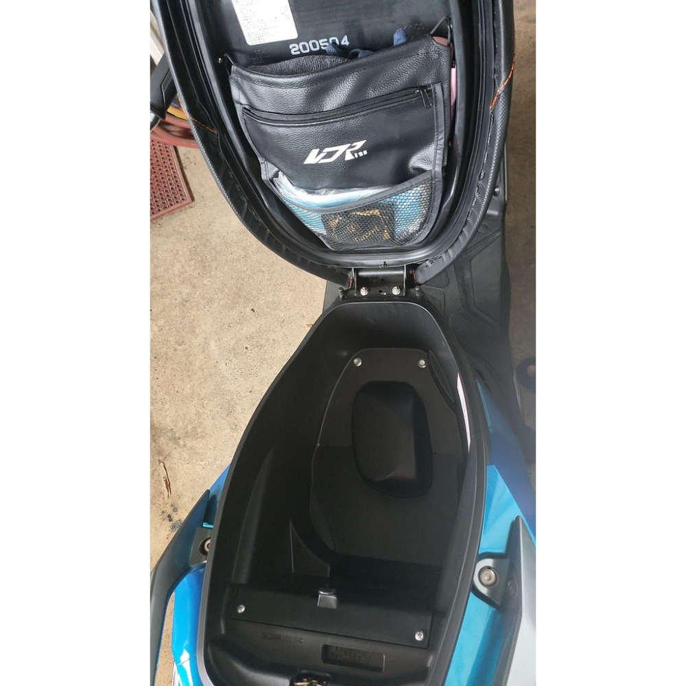 【現貨🔥附螺絲】車廂置物袋 vjr125 4v new vjr tcs車廂收納袋 機車置物袋vjr110 改裝 機車收納-細節圖3