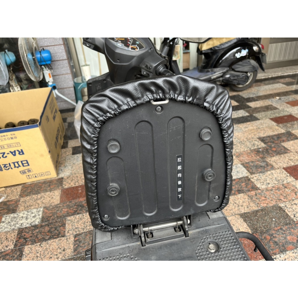 【現貨🔥附螺絲】sym 金發財 收納袋 金發財 125 150 置物 車廂置物袋 金發財 改裝 三陽金發財 貨架 腳踏墊-細節圖4
