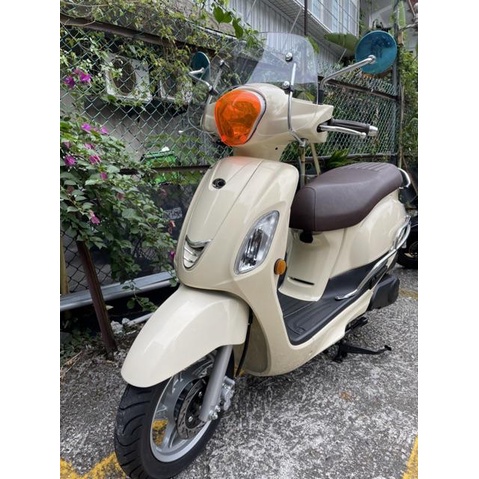 【現貨🔥贈子母扣 好安裝 防刮】光陽 like125 大燈護片 kymco like 125 大燈 車燈 改裝 大燈罩-細節圖3