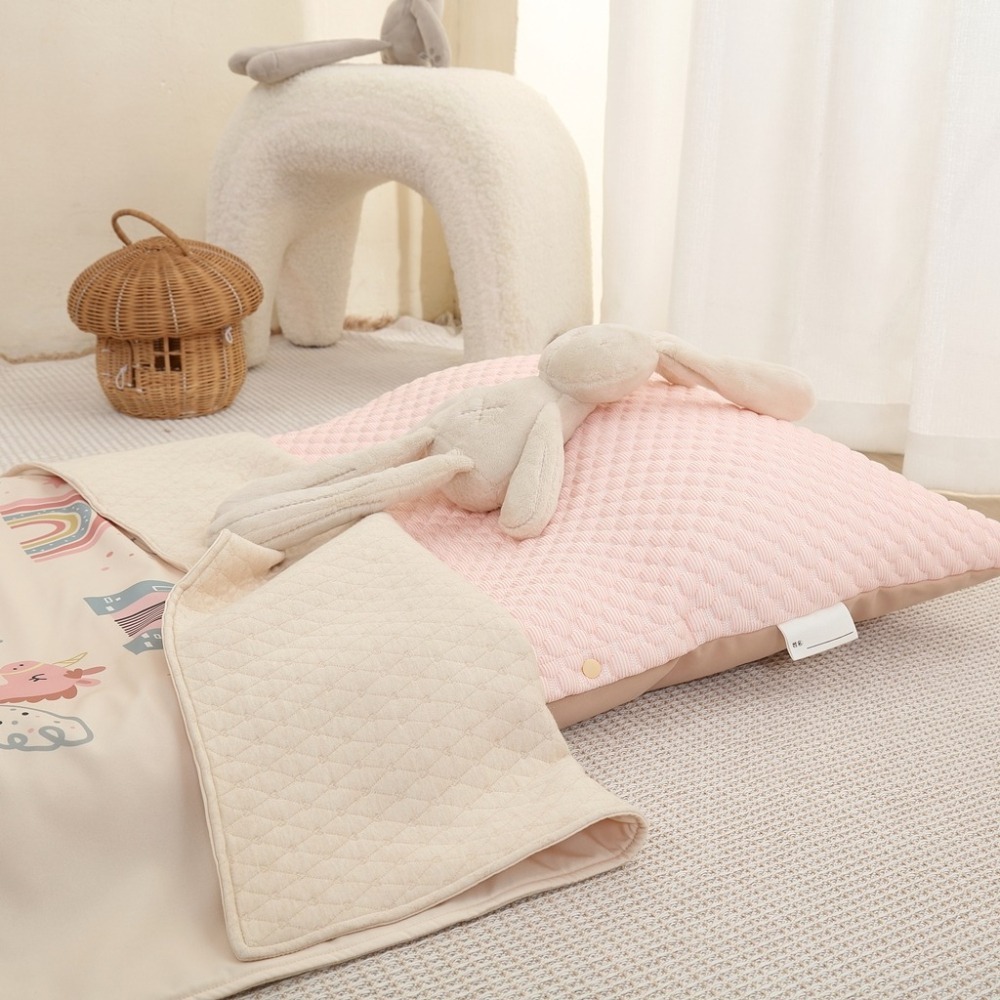 【cchhaaww】嬰兒床墊 嬰兒涼感床墊 幼兒園睡墊 兒童睡袋  加厚6公分 3D冰絲豆 可機洗 台灣製 兒童睡墊-細節圖2