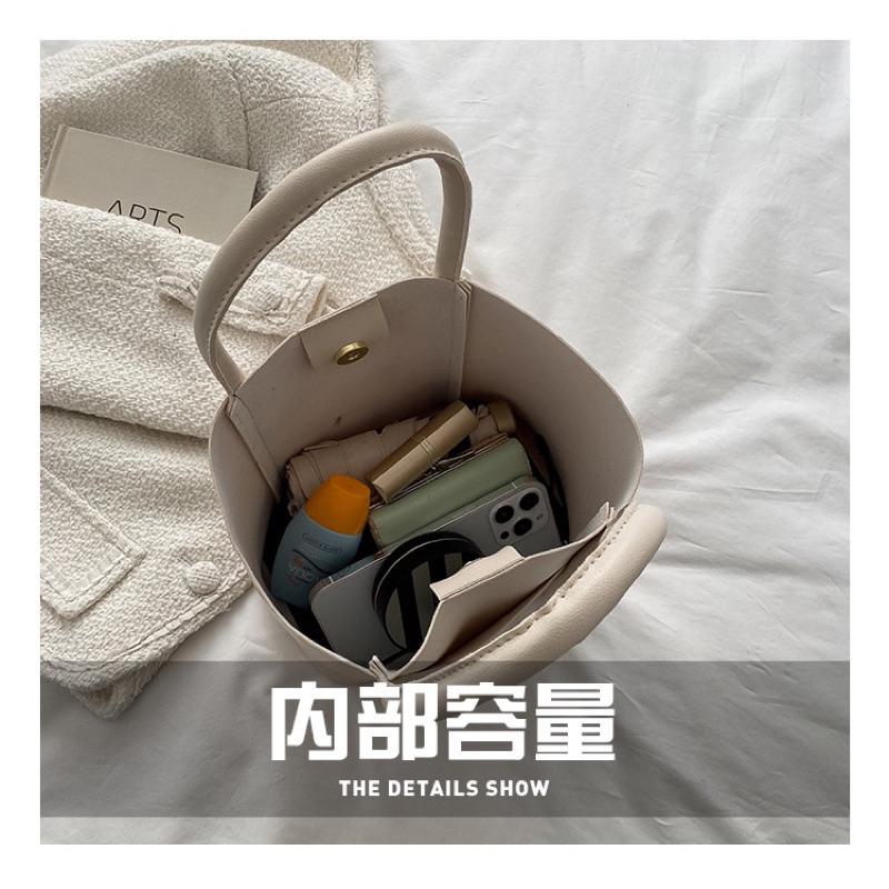 質感款 手提水桶包 皮革 手拿包 水桶包 咖啡/米白/卡其/棕色（現貨）-細節圖9