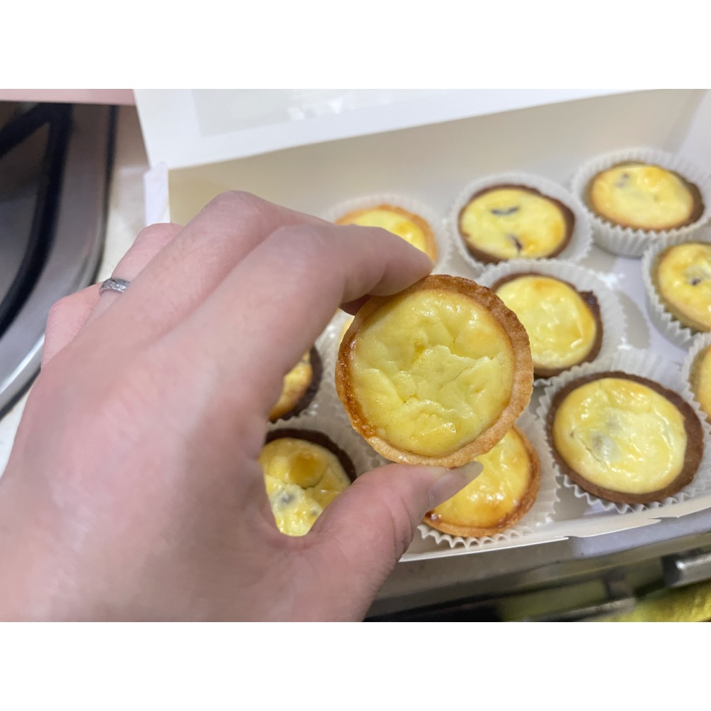 ￼蔓越莓乳酪塔 乳酪塔 減糖配方 下單後製作 一口乳酪塔12入/大顆四入-細節圖3