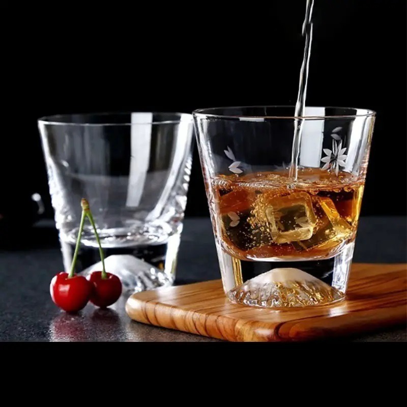 急速出貨 【贈 大冰球模】 富士山造型杯 酒杯 威士忌杯 木盒 櫻花雪山杯無鉛水晶玻璃杯水杯茶杯酒杯櫻花杯-細節圖2