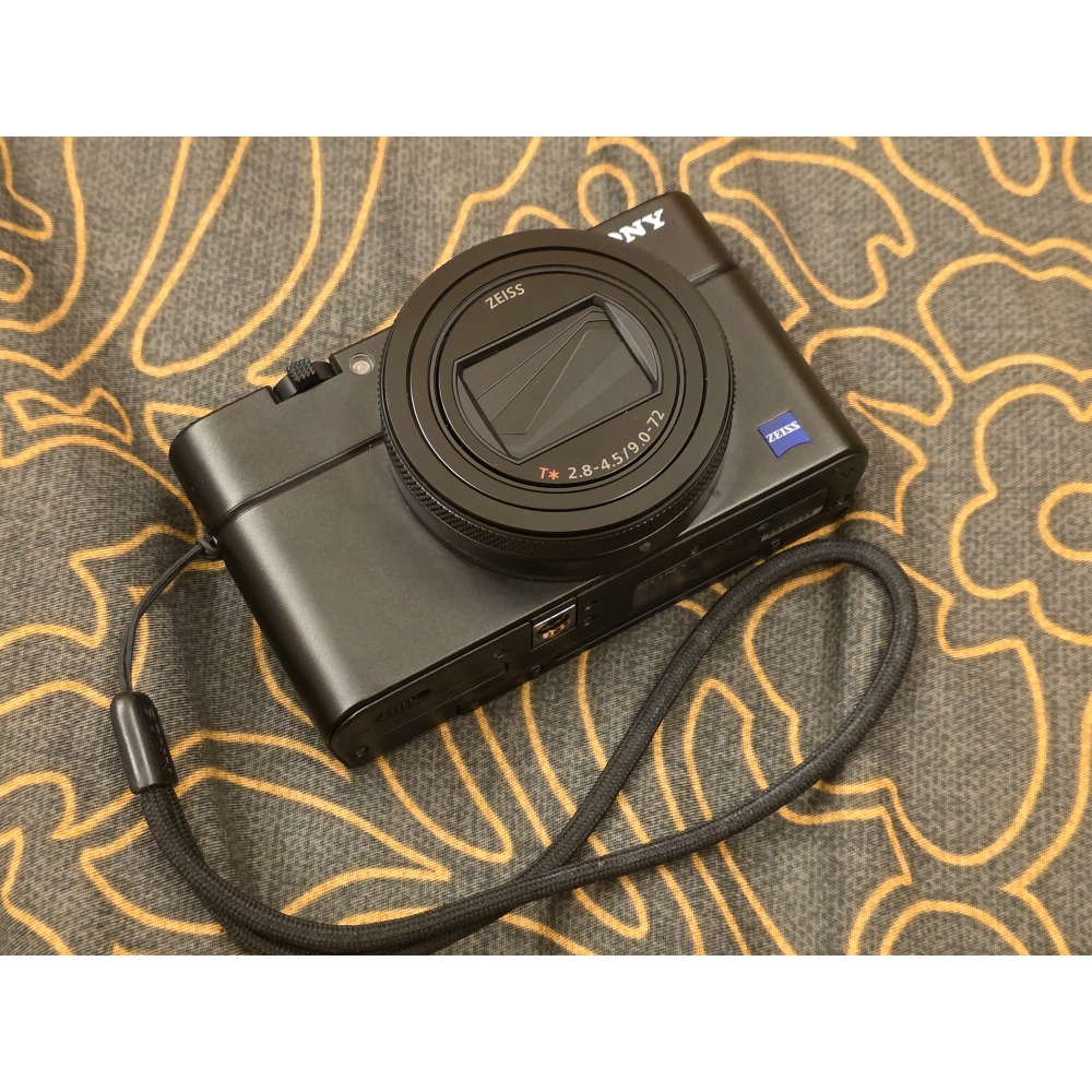 SONY 索尼 RX100M4 RX100M VI 送三顆電池 64G SONY記憶卡 原廠相機包 二手大全配-細節圖3