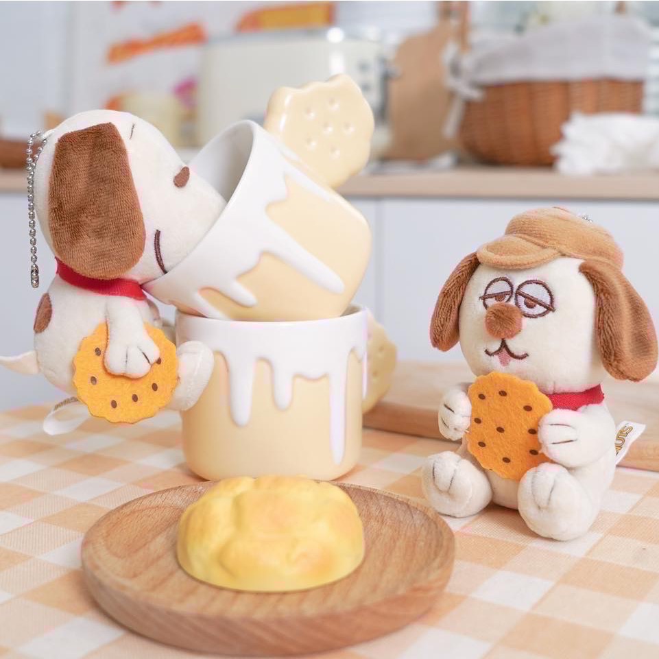 現貨 全新限量 7-11 史努比 歐拉夫 奶油捲零錢包 掛飾馬克杯玩偶 Apple Watch 公仔充電座-細節圖2