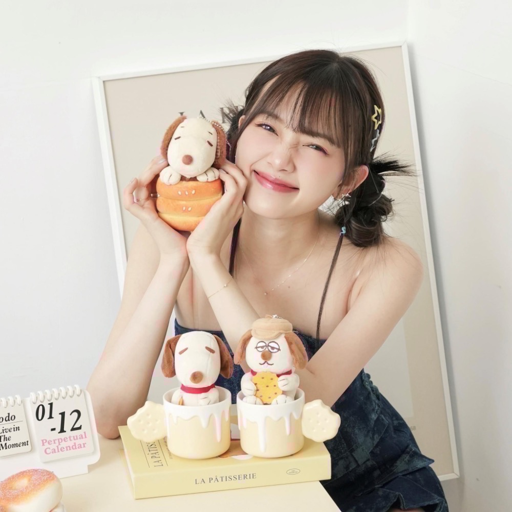 絕版現貨 全新限量 7-11 史努比 歐拉夫 奶油捲零錢包 掛飾馬克杯玩偶 Apple Watch 公仔充電座-細節圖4