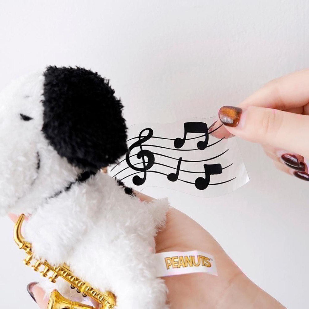 全新限量現貨+預購 7-11 經典格紋系列伸縮鑰匙圈 史努比 歐拉夫 絨毛娃娃 玩偶 史努比爵士樂手絨毛吊飾 面紙套-細節圖9