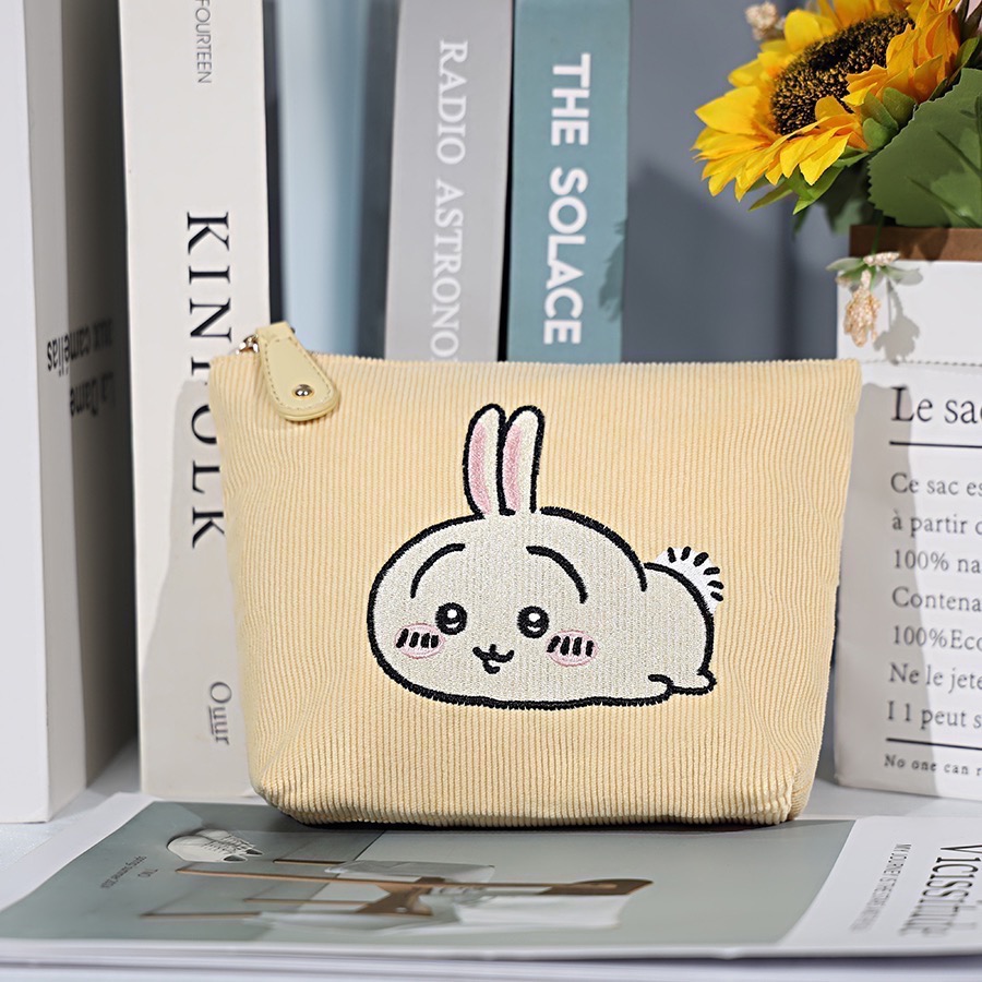 全新限量現貨 7-11 吉伊卡哇 粉萌登場 燈芯絨化妝包 兔兔 小八 斜背小包 收納包-細節圖6