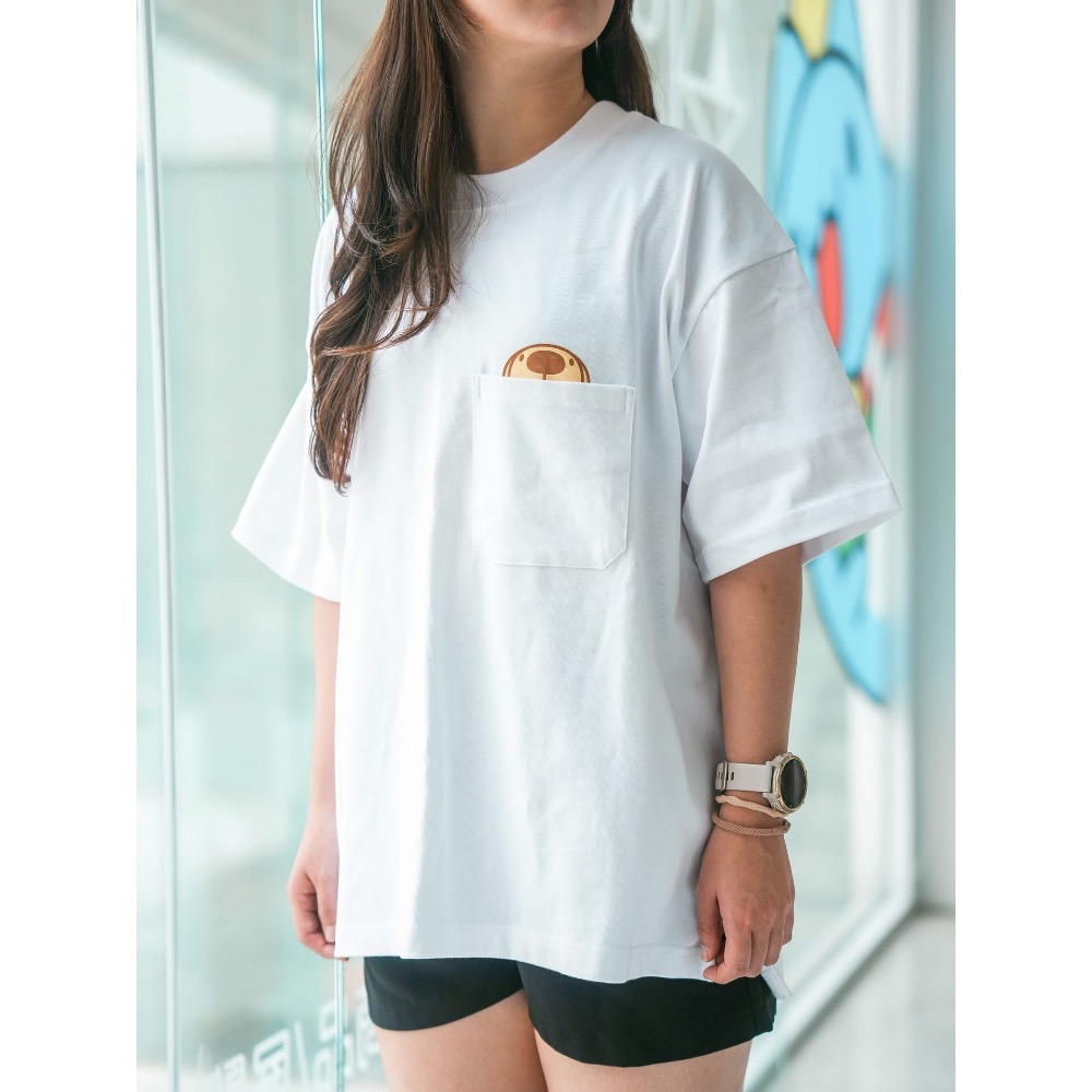 8月新品 卡特島選品店代購 正版授權 寬鬆版型 口袋短袖T恤-細節圖2