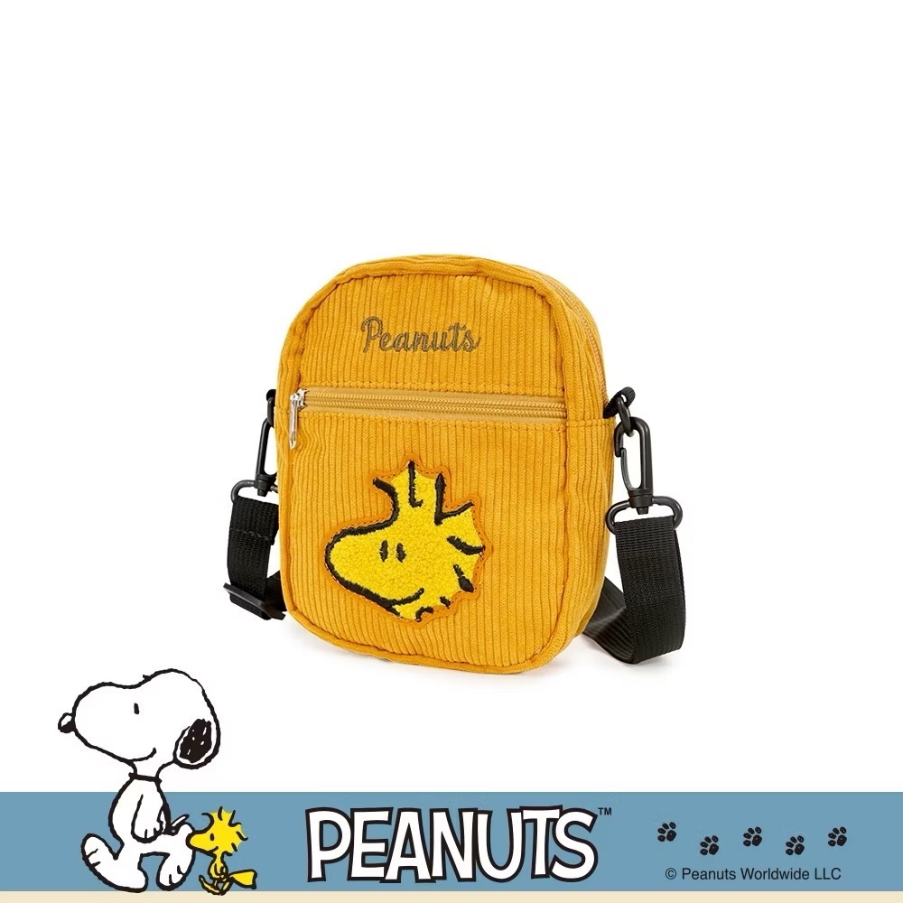 全新限量 正版授權 SNOOPY聯名款．復古溫暖燈芯絨隨行斜背袋 史努比 歐拉夫 糊塗塔客 查理布朗-細節圖9