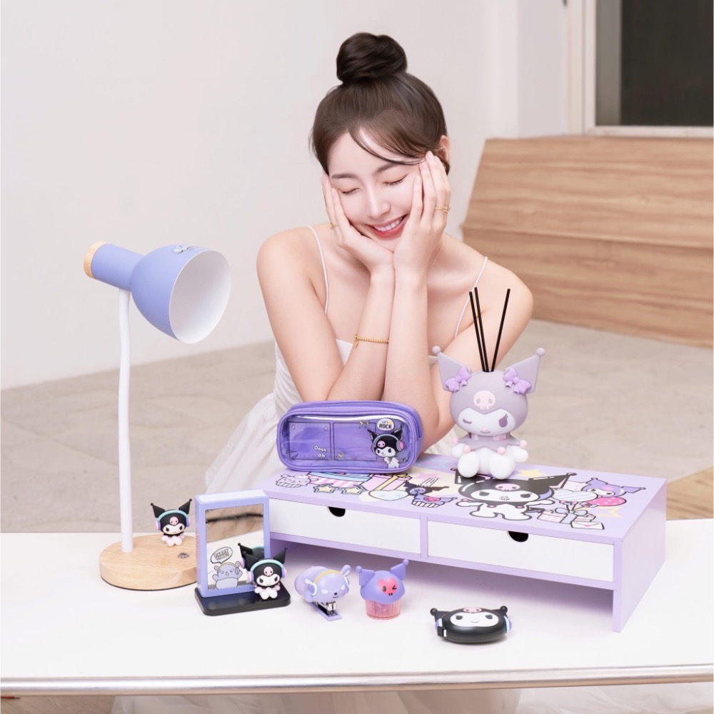 全新限量預購 正版授權 7-11 三麗鷗 酷洛米20周年派對 娃娃 玩偶 絨毛吊飾 床包 後背包 電腦螢幕架-細節圖3