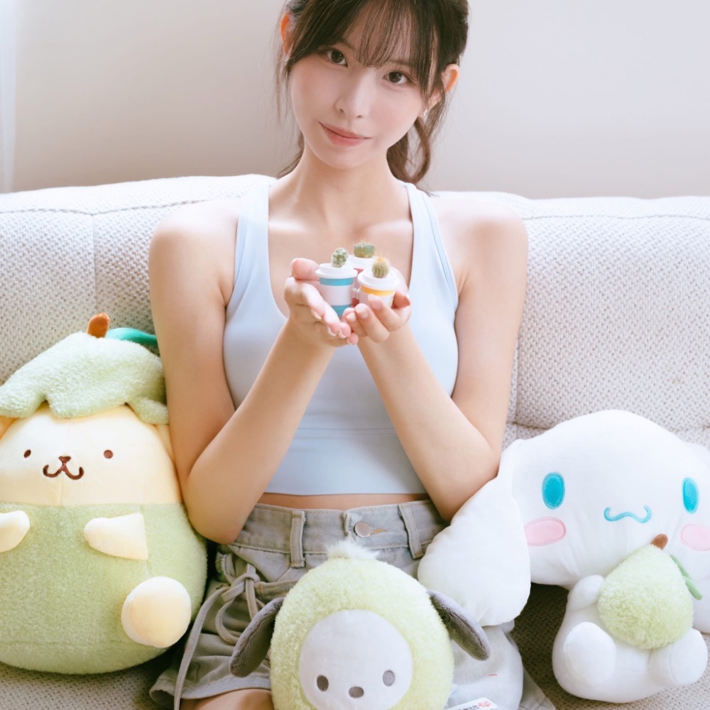 預購至10/1 正版授權 7-11 三麗鷗 迷你咖啡杯多肉磁吸盆栽 多肉植物 迷你盆栽-細節圖3