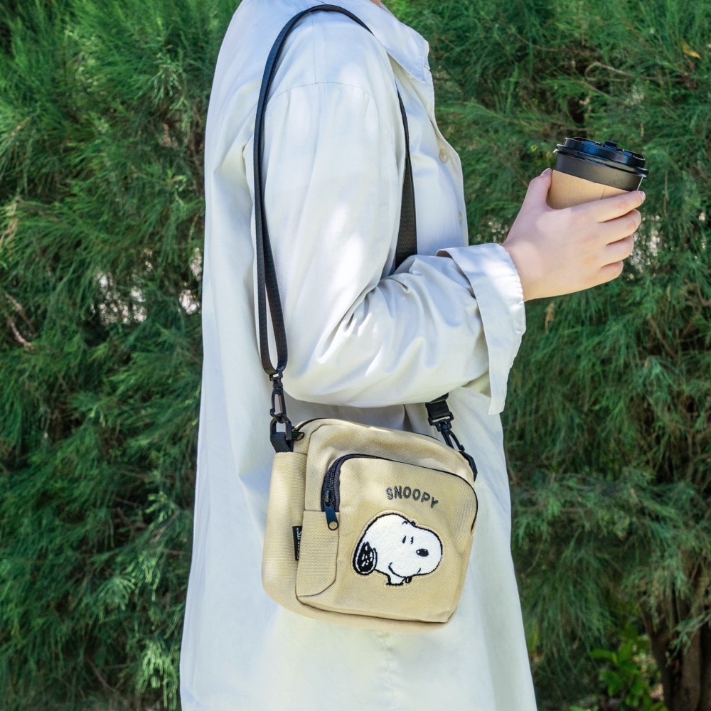 全新限量預購 正版授權 7-11 史努比出遊趣 斜背包 棉麻提袋 飲料袋-細節圖5