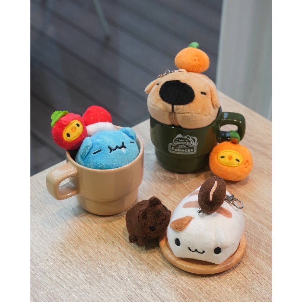 全新限量現貨+預購 11月卡特島新品 咖啡豆貓蟲 深焙 杯杯 招財咖波絨毛娃娃 小肉咖 小肉狗 投影機 存錢筒-細節圖4