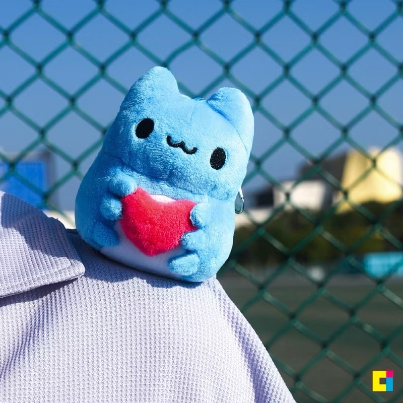 🏆路跑限定 咖波快閃店 Capoo Run 奇怪咖波大暴走 迷你圆圆咖波懶洋洋絨毛娃娃 便便咖波 咖波抱愛心 獎牌咖波-細節圖3