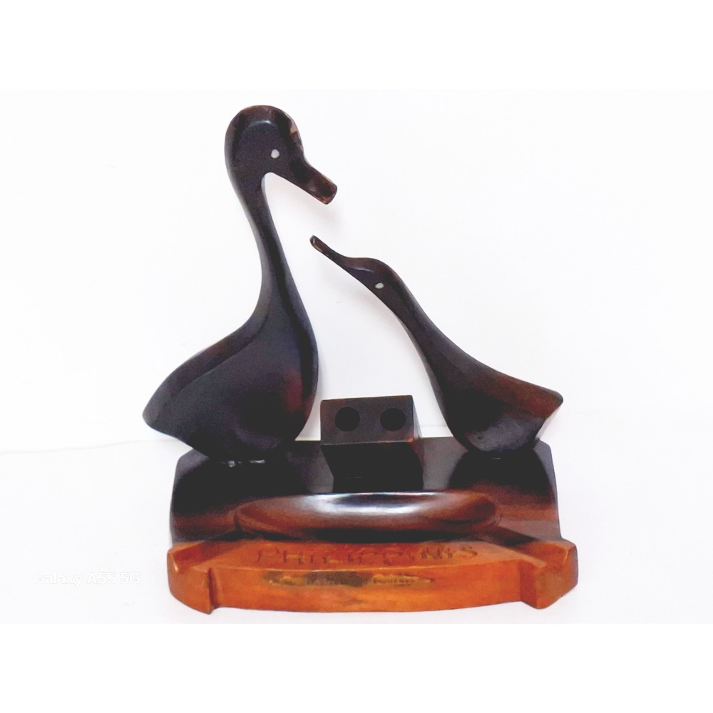 菲律賓手工黑木雕刻天鵝造型筆座擺飾-細節圖2