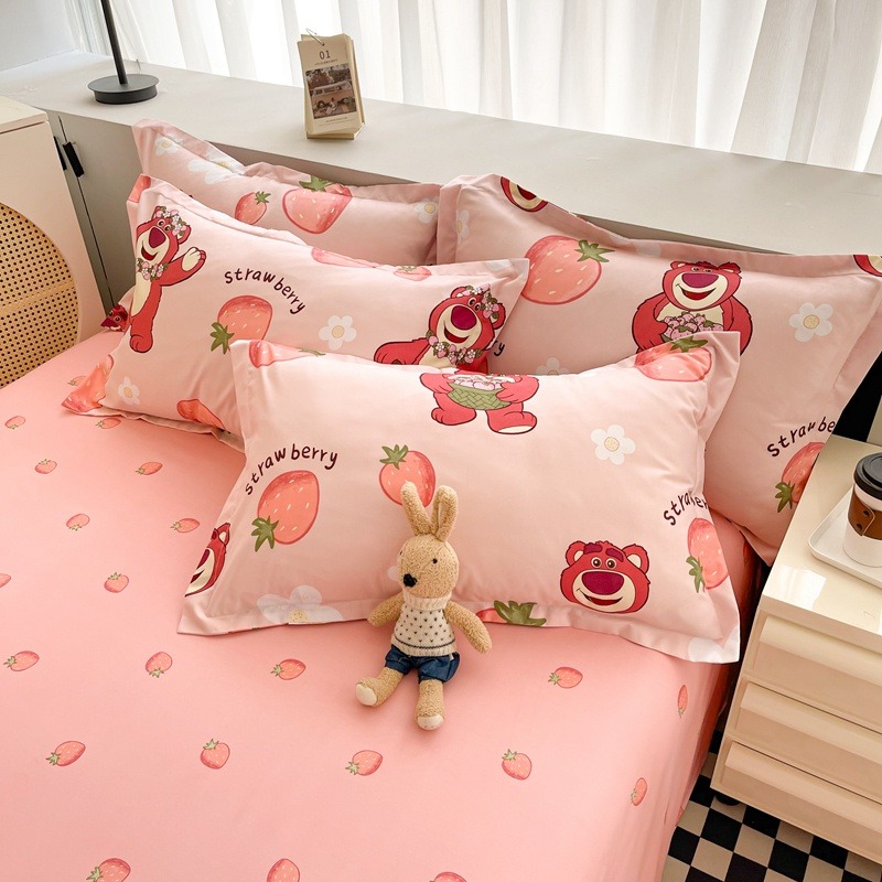 卡通床包 迪士尼草莓熊 可愛粉色床包 草莓熊水洗棉 卡通四件組 單人/雙人/加大雙人床包四件組 禮物交換 床包 床-細節圖4