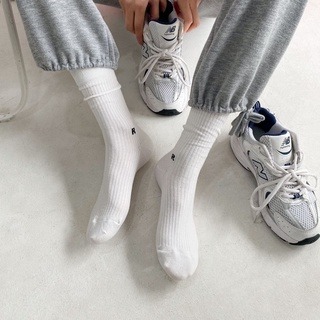 襪子 🔥臺灣現貨🔥 素色襪 韓國 純色R字母 豎條紋 堆堆襪 糖果色系 韓國中筒襪 直紋襪 百搭 中筒男女襪-細節圖9