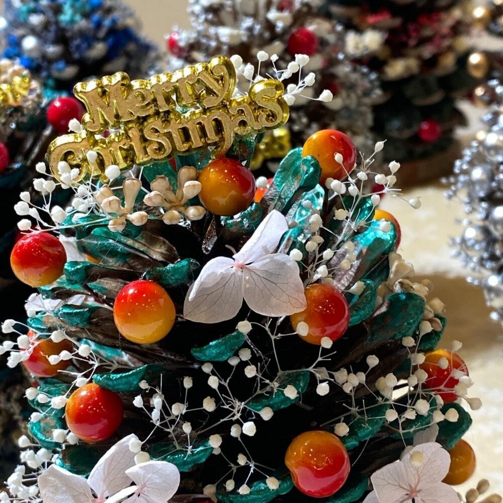 松果聖誕樹 聖誕節裝飾 辦公桌佈置  聖誕樹 辦公室裝飾 辦公室小物 辦公桌小物 辦公室 桌上擺件 桌面裝飾 居家裝飾-細節圖4