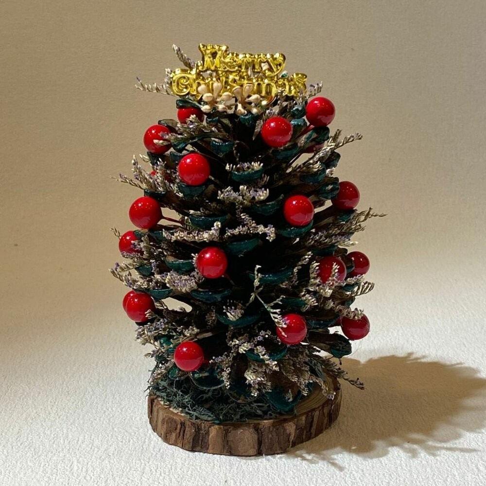 松果聖誕樹 聖誕節裝飾 辦公桌佈置  聖誕樹 辦公室裝飾 辦公室小物 辦公桌小物 辦公室 桌上擺件 桌面裝飾 居家裝飾-細節圖5