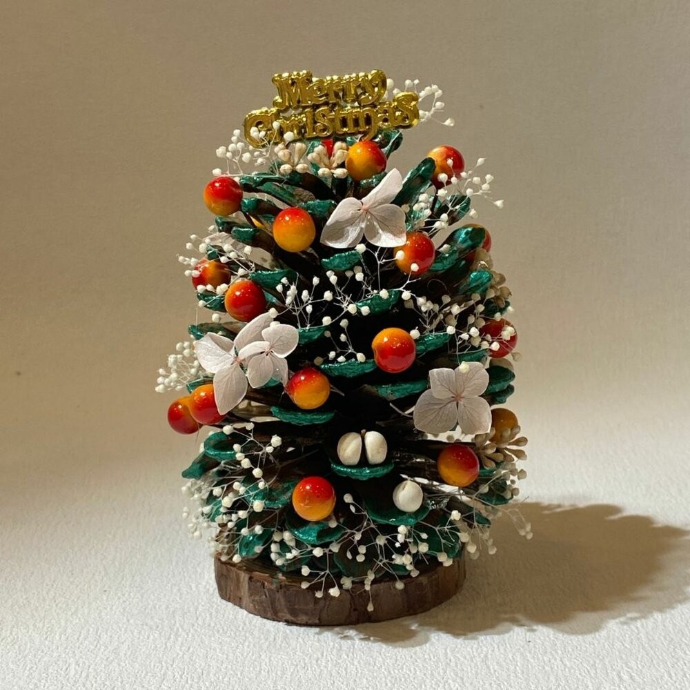 松果聖誕樹 聖誕節裝飾 辦公桌佈置  聖誕樹 辦公室裝飾 辦公室小物 辦公桌小物 辦公室 桌上擺件 桌面裝飾 居家裝飾-細節圖8