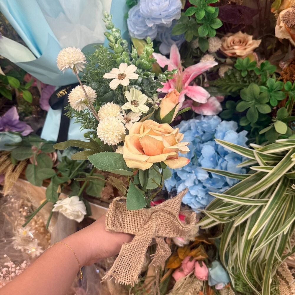 仿真花 仿真花束 玫瑰花束 玫瑰花 吊花 掛花 拍照道具 拍照背景【GXS拍照道具】-細節圖8