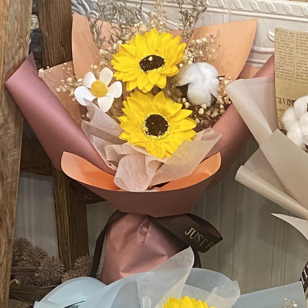 （附提袋）畢業花束 乾燥花束 向日葵 玫瑰花 教師節花束 滿天星 母親節花束 香皂花 永生花 乾燥花 康乃馨 禮物 情人-規格圖9