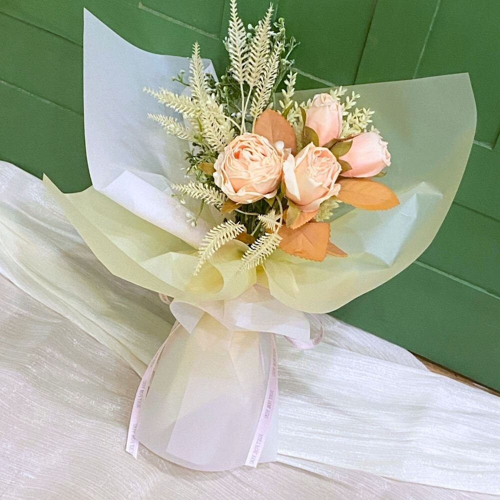 韓系香檳玫瑰絹布花束