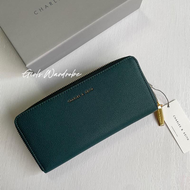 【𝐆𝐢𝐫𝐥𝐬.𝐖𝐚𝐫𝐝𝐫𝐨𝐛𝐞新加坡小CK正品代購】防刮荔枝紋拉鍊長夾 錢包CK6-10770552-1-細節圖8