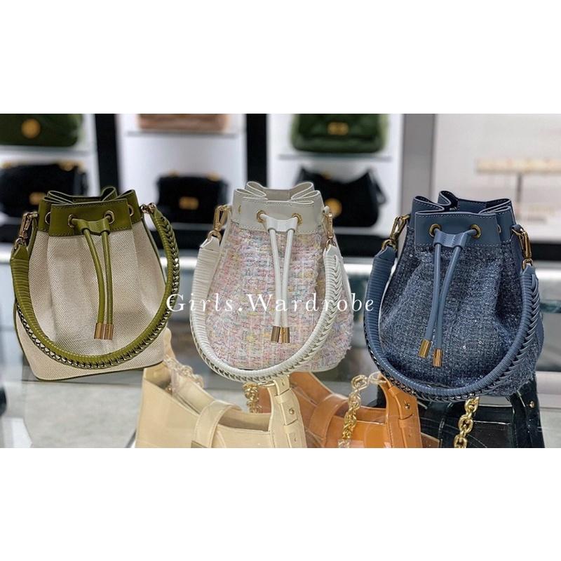 【𝐆𝐢𝐫𝐥𝐬.𝐖𝐚𝐫𝐝𝐫𝐨𝐛𝐞新加坡小CK正品代購】小香風毛呢鍊條水桶包10781583 10840452-細節圖2