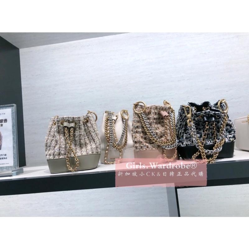 【𝐆𝐢𝐫𝐥𝐬.𝐖𝐚𝐫𝐝𝐫𝐨𝐛𝐞新加坡小CK正品代購】小香風毛呢鍊條水桶包10781583 10840452-細節圖3