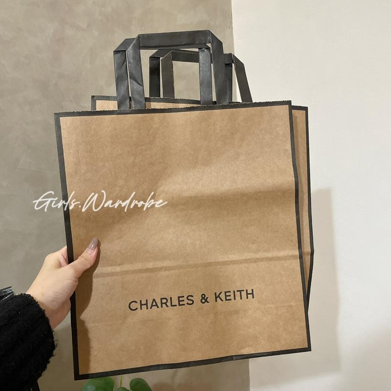 小ck charles & keith 牛皮紙袋 包裝袋 禮品袋 新舊款隨機出貨（另有淺灰禮品紙袋賣場）-細節圖2