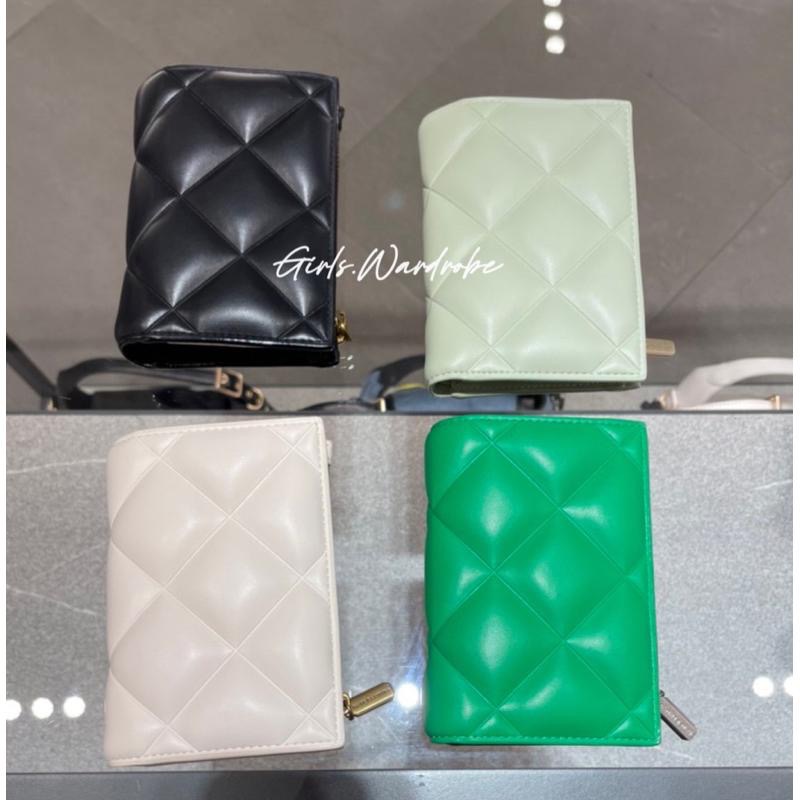 【𝐆𝐢𝐫𝐥𝐬.𝐖𝐚𝐫𝐝𝐫𝐨𝐛𝐞新加坡小CK正品代購】鬆軟菱格拉鍊短夾50770524 10770580聖誕禮物-細節圖4