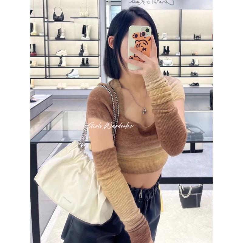 【𝐆𝐢𝐫𝐥𝐬.𝐖𝐚𝐫𝐝𝐫𝐨𝐛𝐞新加坡小CK正品代購】束口毛絨/皮革大容量雲朵包 單肩包 斜背包CK2-20782266-細節圖7